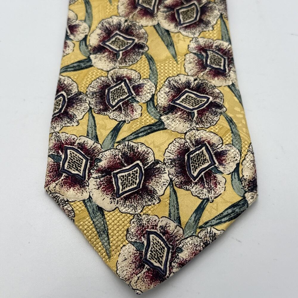 Robert Talbott Studio Mens 100% Silk Neck Tie Yellow Floral Hand Sewn 62x4